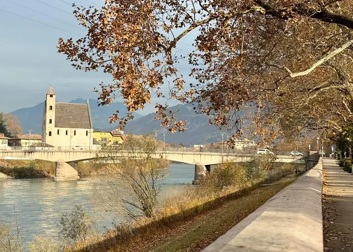 Modern With Private Bathroom Trente